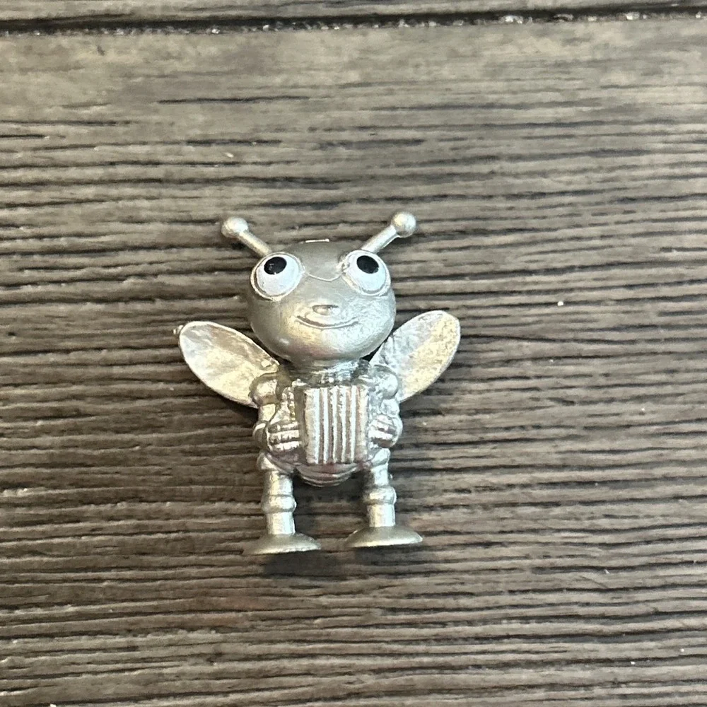 Alien Bees Guitar Silver Color Miniature VTG Music‎ Gumball Machine Rubber RARE